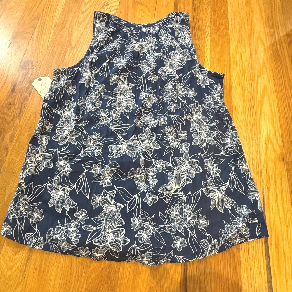 St John's Bay Womens Navy Floral Notch Neck Tank Top Small NWT - Picture 5 of 6